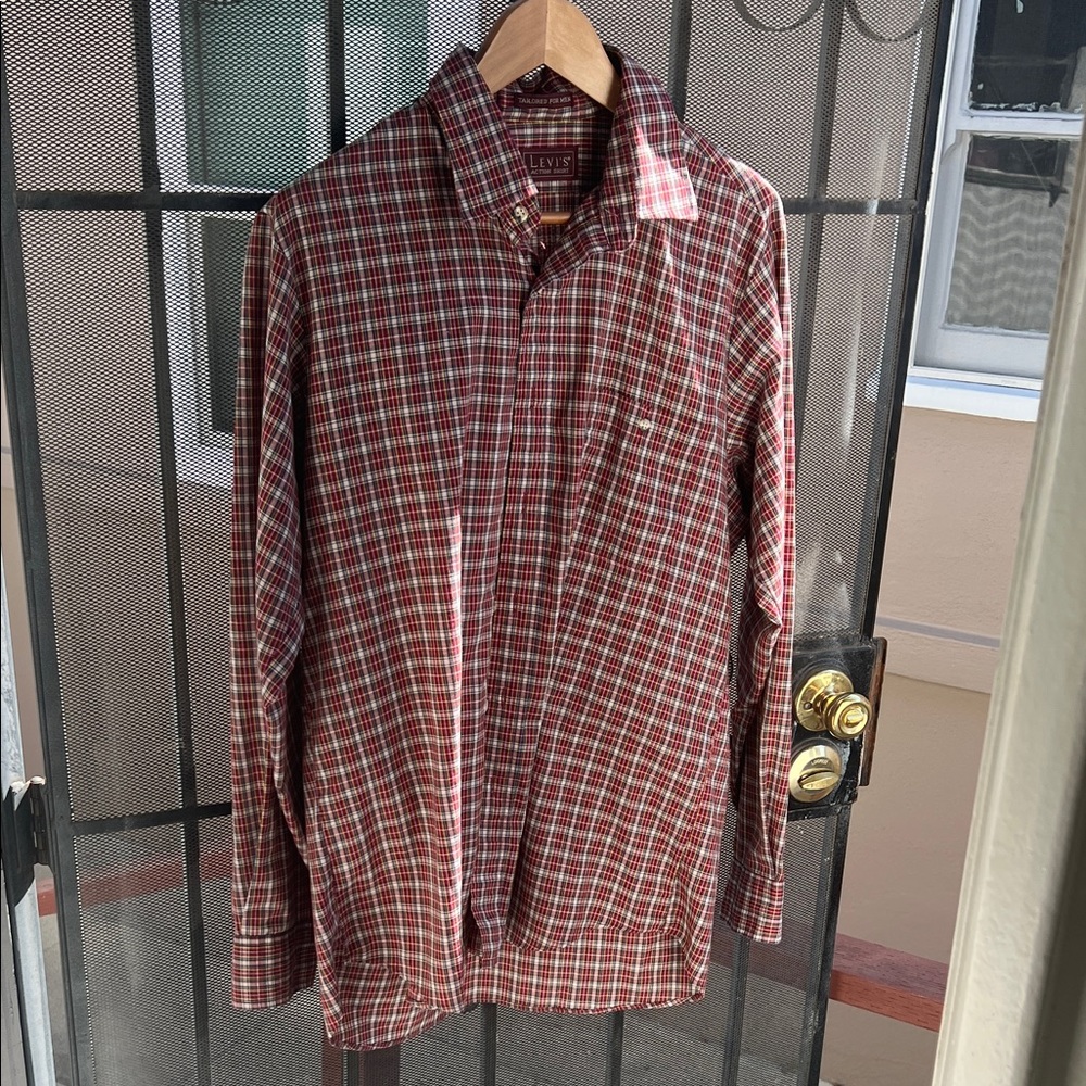 Levi's Burgundy Checkered Men's Shirt vintage